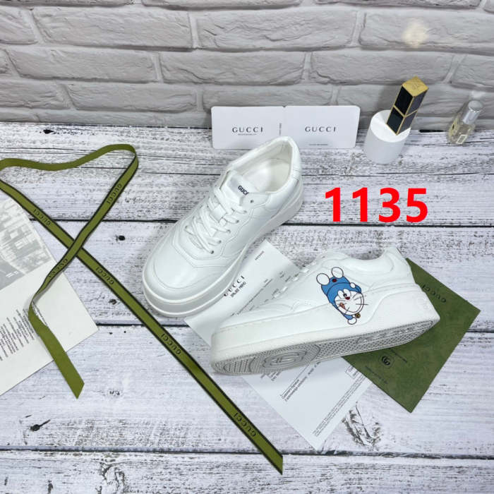 Women flat sneakers shoes, size 35-40, with box, SS70-1135