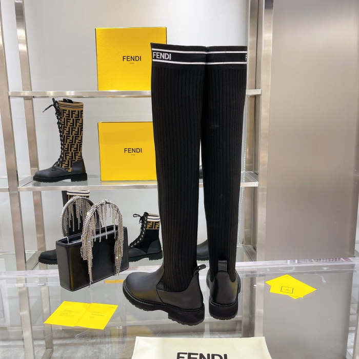 women boots shoes, size 35-40, with box,SS110-159