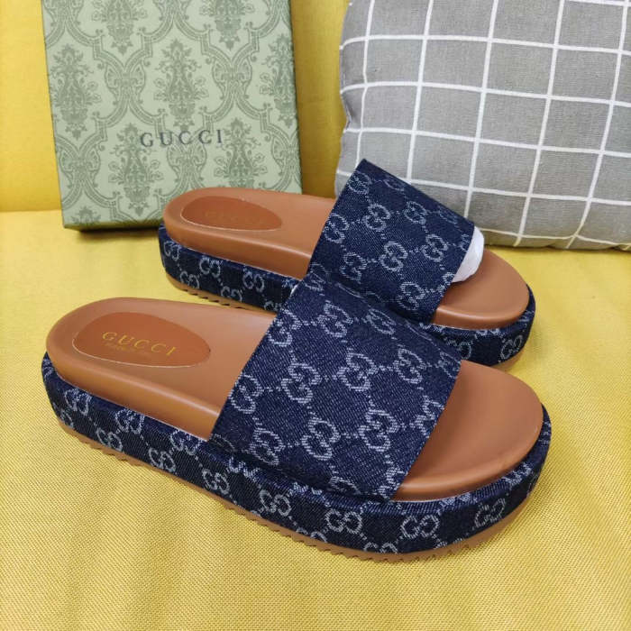 Flat leather sandals slippers , size 34-44 , with box, SS60-1394