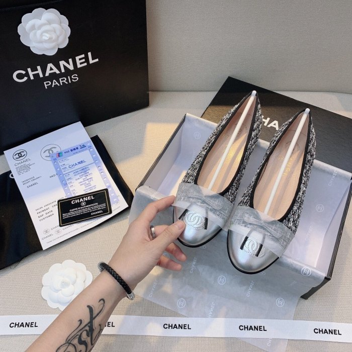 women flat ballet shoes, size 35-42,  with box, SS50-753
