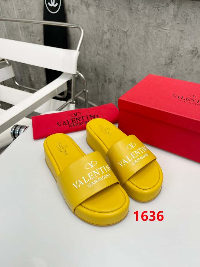 Flat leather sandals slippers , size 35-41 ,with box, SS60-1634-1637