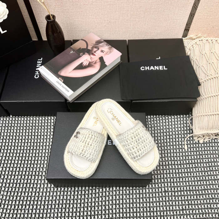 Flat leather sandals slippers , size 35-41 ,with box, SS60-1428-1429