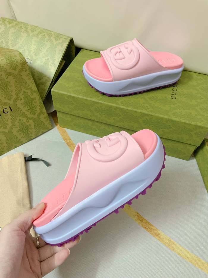 Flat leather sandals slippers , size 35-41 ,with box, SS60-1598-1600