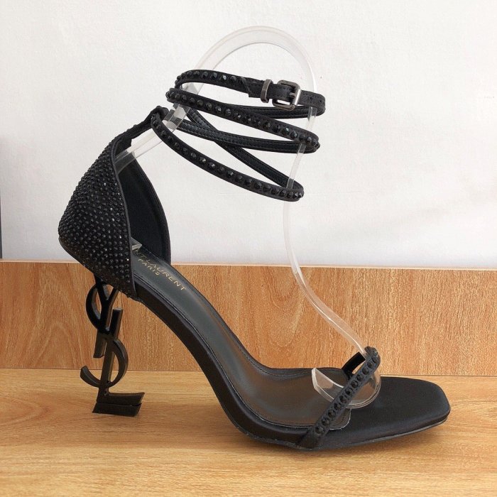 women leather heel shoes , size 35-42 , with box, SS80-74