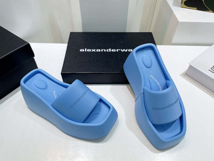 2022 new slippers,size 34-41,SS60-1702-1704