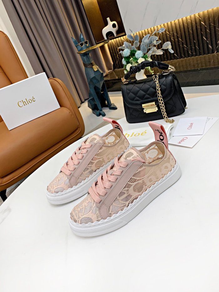 women flat shoes, size 35-40, with box ,  SS60-655-657