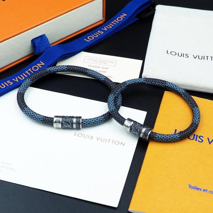bracelet bangle jewelry ,with box,  J25