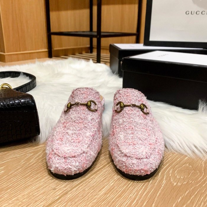 flat sandals slippers shoes  size 35-44, with box, SS60-764