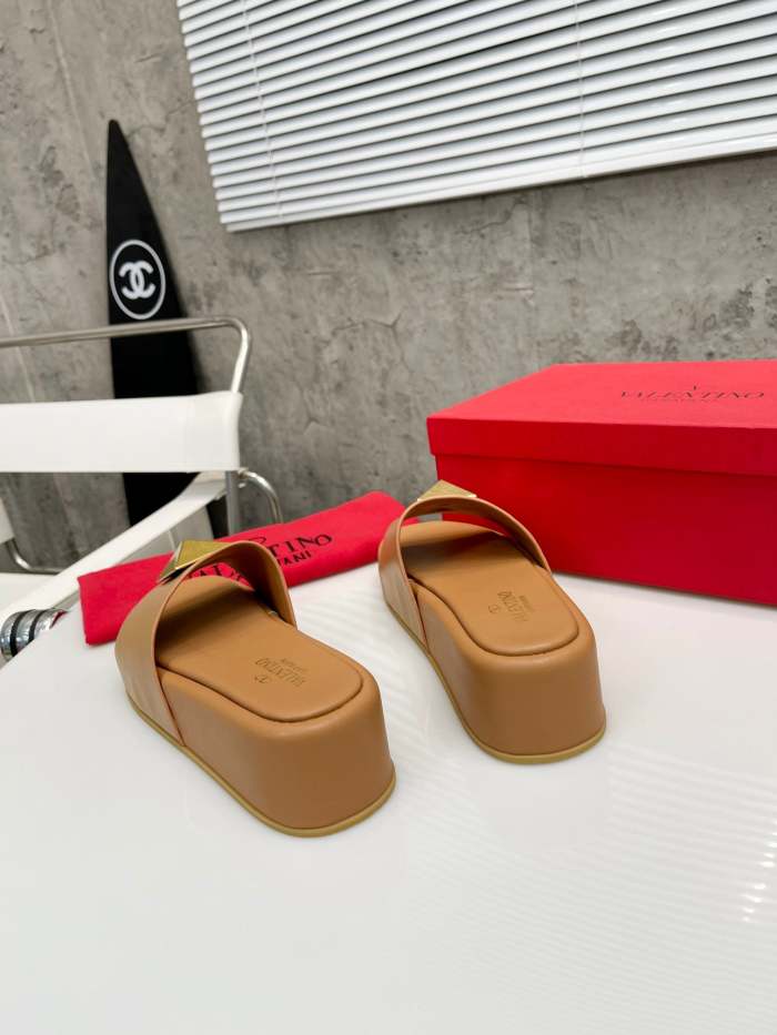 Flat leather sandals slippers , size 35-41 ,with box, SS60-1630-1633