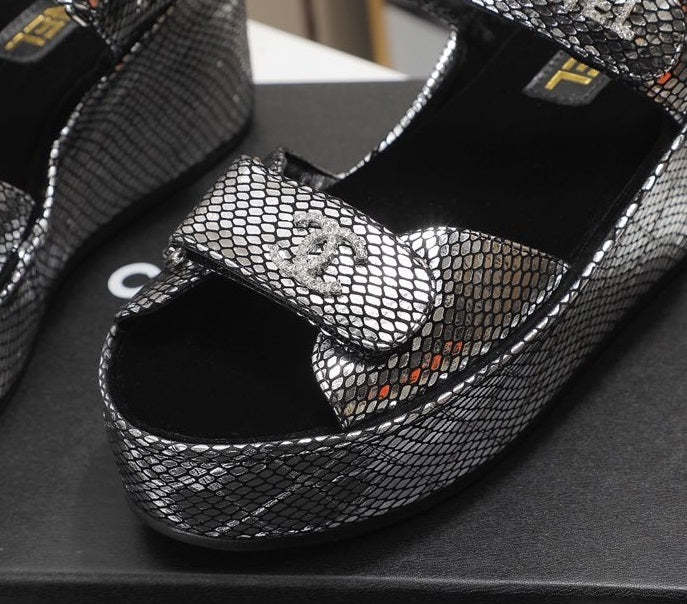 Women heel leather shoes, heel 5.5 cm, waterproof platform 2.5 cm,size 35-40, with box , SS110-188-193