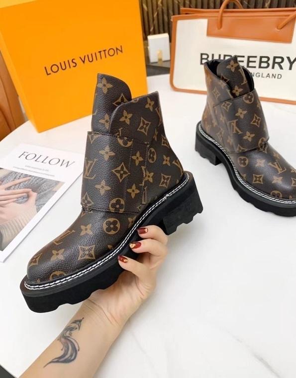 women boot shoes, size 35-40, with box, SS110-111