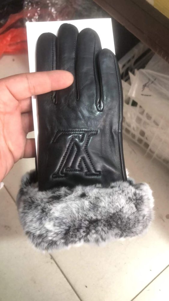 Women's fur leather gloves ,with box