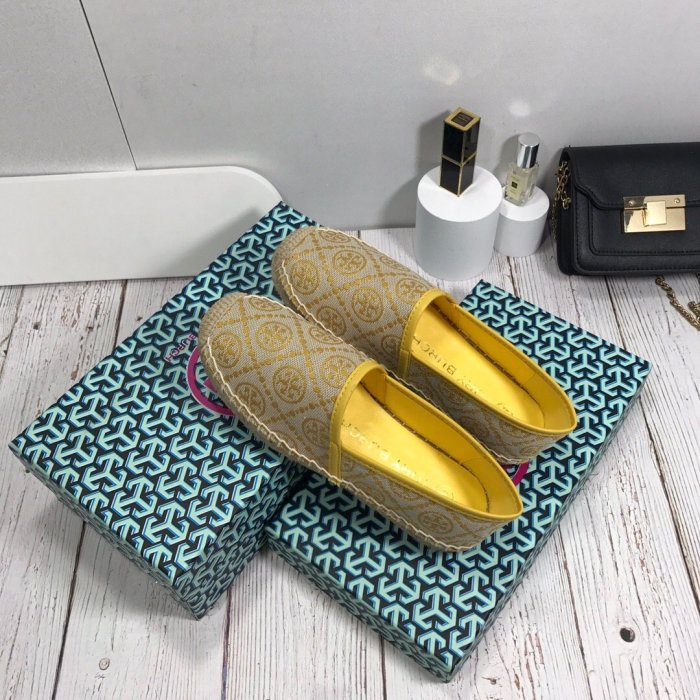 Women flat shoes, size 35-40, with box, SS60-991-993