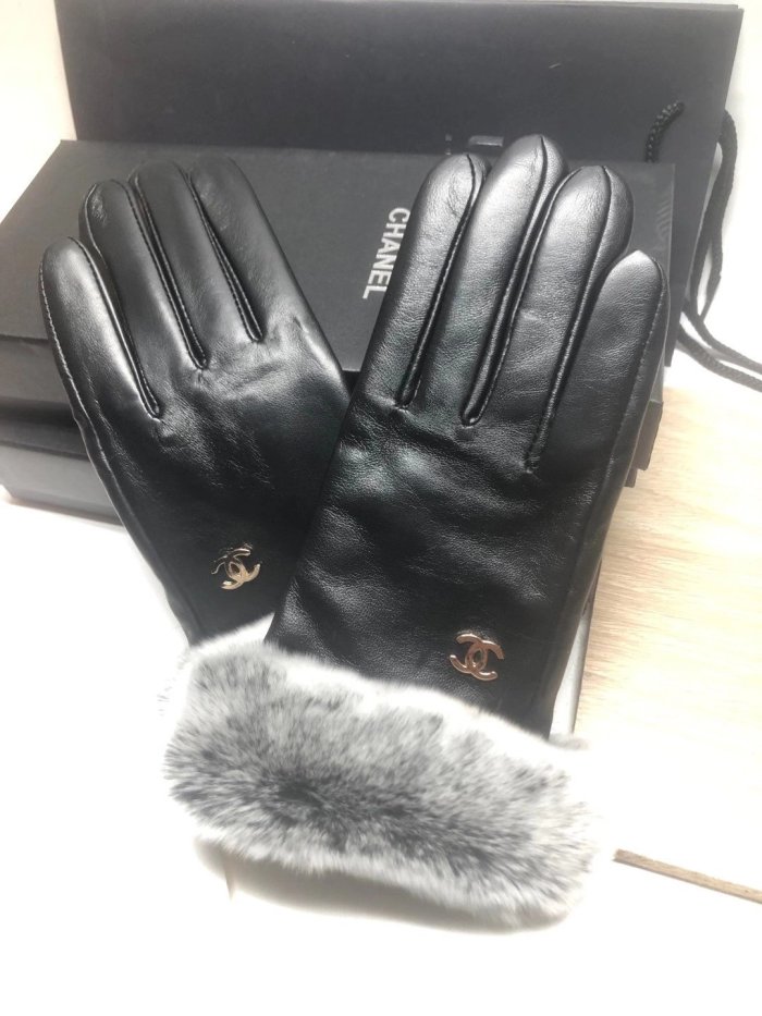 Women's fur leather gloves, with box