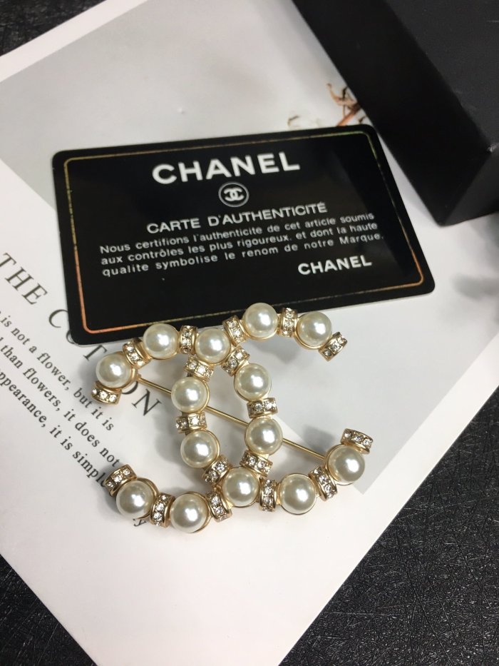 brooch  with box