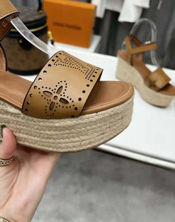 women heel shoes,size 35-42, with box, SS88-462-465