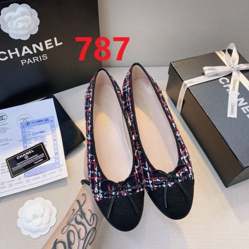 women flat ballet shoes, size 35-42,  with box, SS50-787