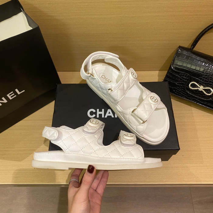 Flat leather sandals slippers , size 34-40 ,with box, SS60-1463