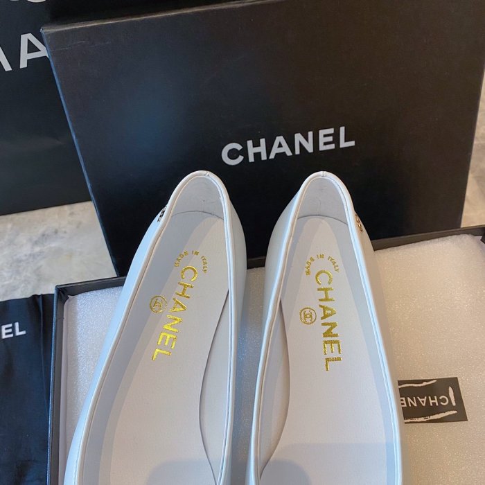 Women flat shoes, size 35-40, with box, SS60-1142-1143