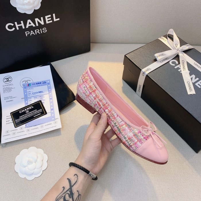 women flat ballet shoes, size 35-42,  with box, SS50-788