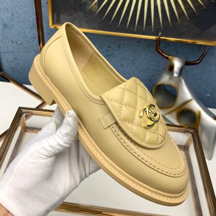 Women flat shoes, size 35-40, with box , SS70-951-953