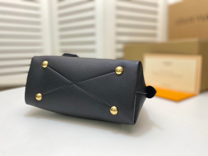 Leather Neo Aima BB bag ,AAAAA ,size 25x18x12cm,  B110
