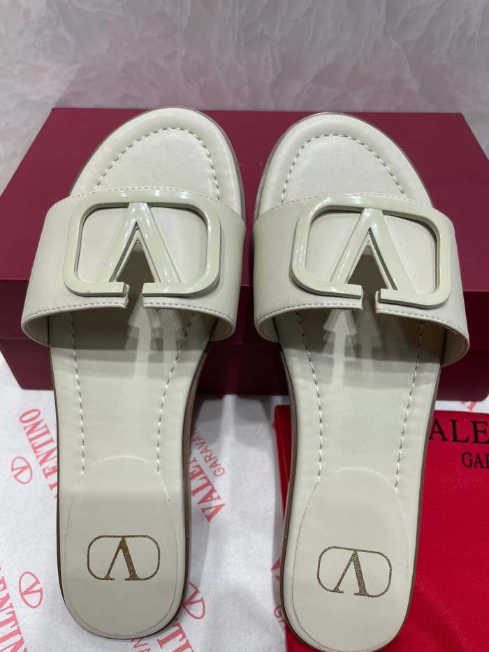women men flat beach slipper shoes, size 35-44, SS50-823-826