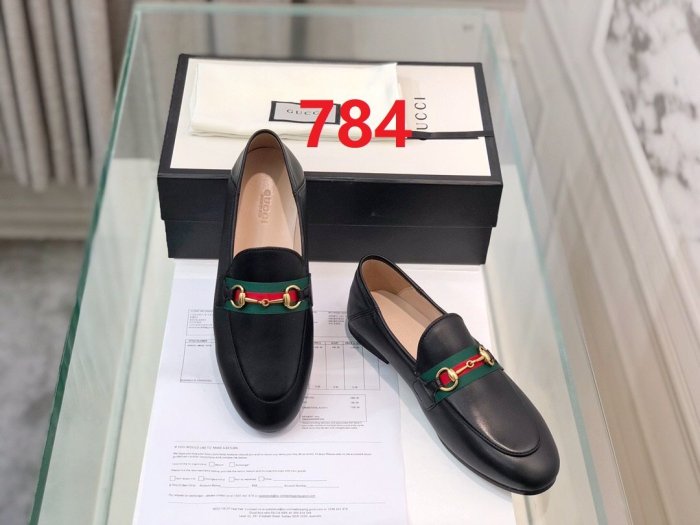 flat shoes  size 35-44,with box, SS60-784