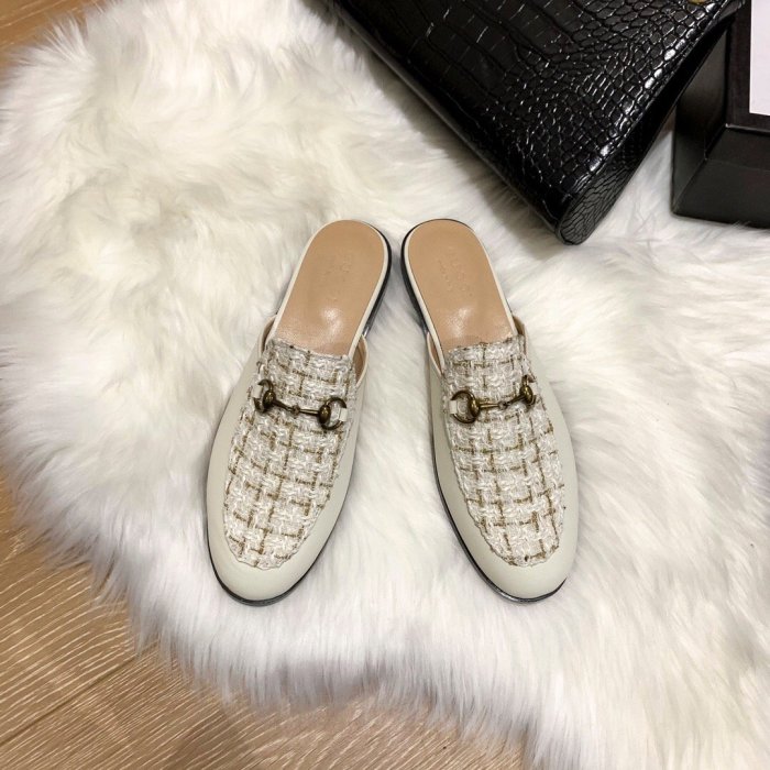 flat sandals slippers shoes  size 35-44, with box, SS60-767