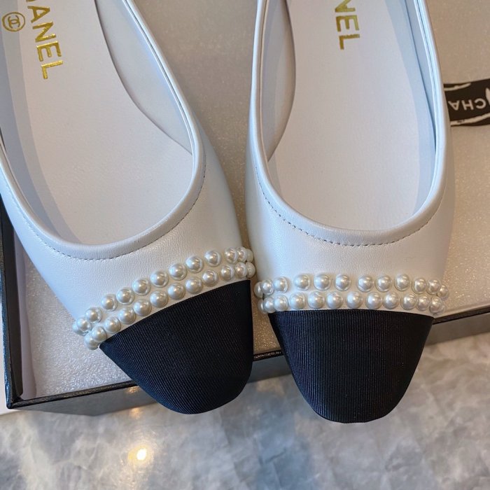 Women flat shoes, size 35-40, with box, SS60-1142-1143