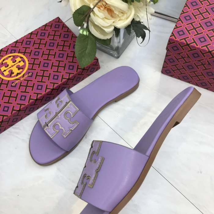 Flat leather sandals slippers , size 34-40 ,with box, SS50-961