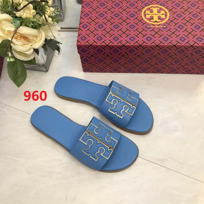 Flat leather sandals slippers , size 34-40 ,with box, SS50-960