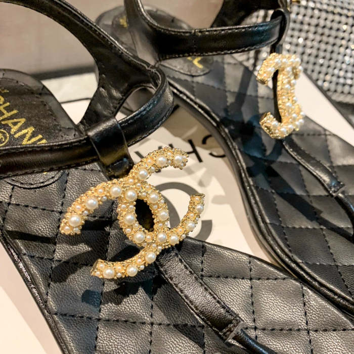Flat leather sandals slippers , size 34-40 , with box, SS60-1390-1393