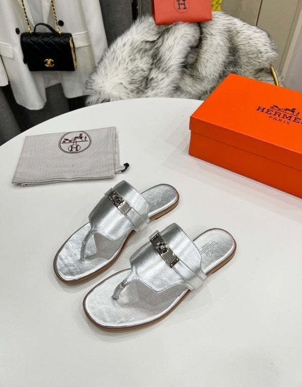 Flat leather sandals slippers , size 35-44 ,with box, SS70-1202-1207