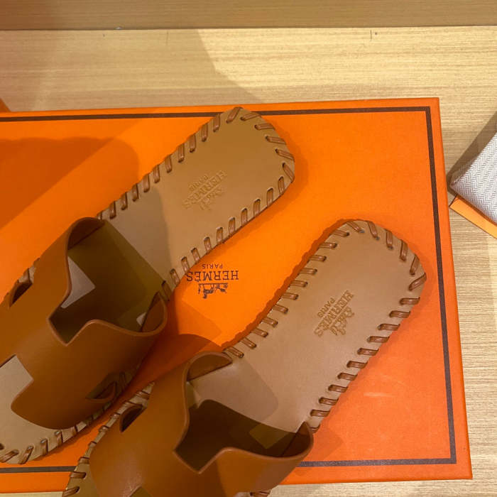 Leather flat sandals shoes, size 35-40 , SS60-1680-1682