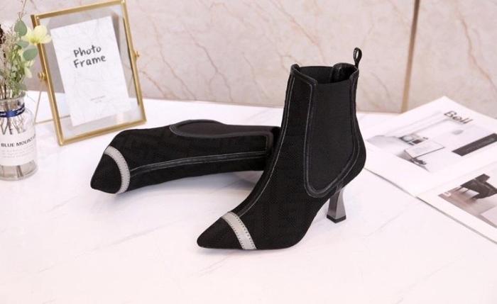 women boot shoes, size 35-41, with box, SS110-124-126