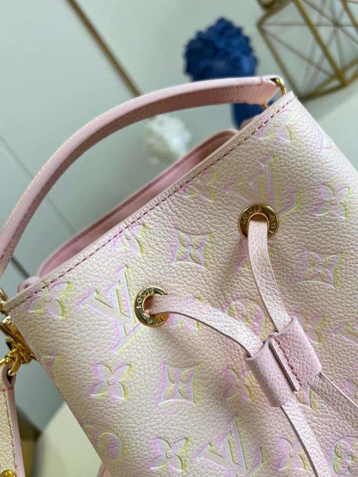 Leather bag ,AAAAA ,size 20*20*13cm ,no box, B110-93