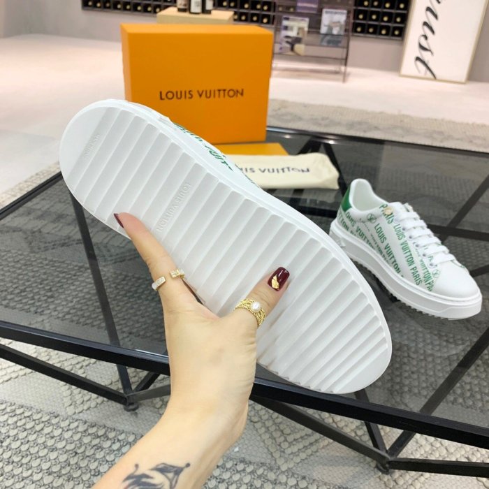 Women flat sneakers shoes, size 35-41, with box, SS70-1016