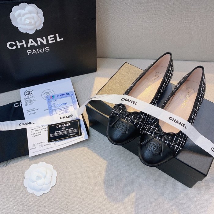 women flat ballet shoes, size 35-42,  with box, SS50-757