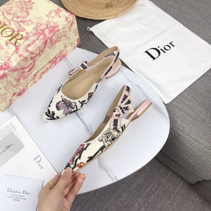 women flat sandals shoes, size 35-40, SS60-550