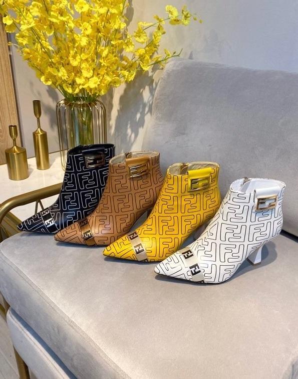 women boot shoes, size 35-41, with box, SS110-119-122