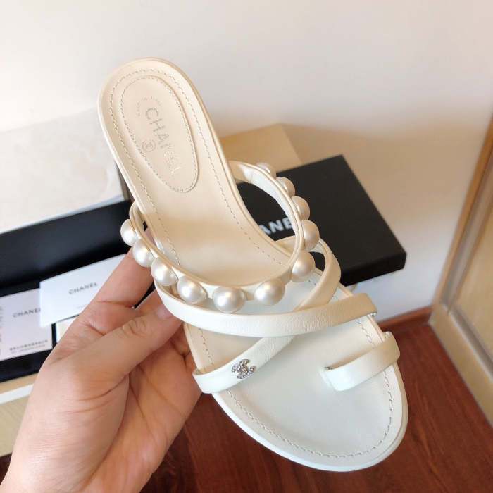 Flat leather sandals slippers , size 34-40 ,with box, SS60-1452-1453