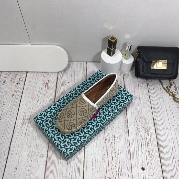 Women flat shoes, size 35-40, with box, SS60-991-993