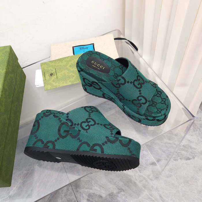 2022 new slippers,size 35-44,with box , SS70-1298-1303