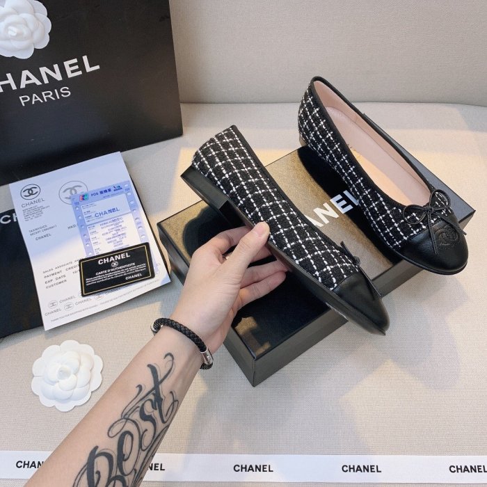 women flat ballet shoes, size 35-42,  with box, SS50-757