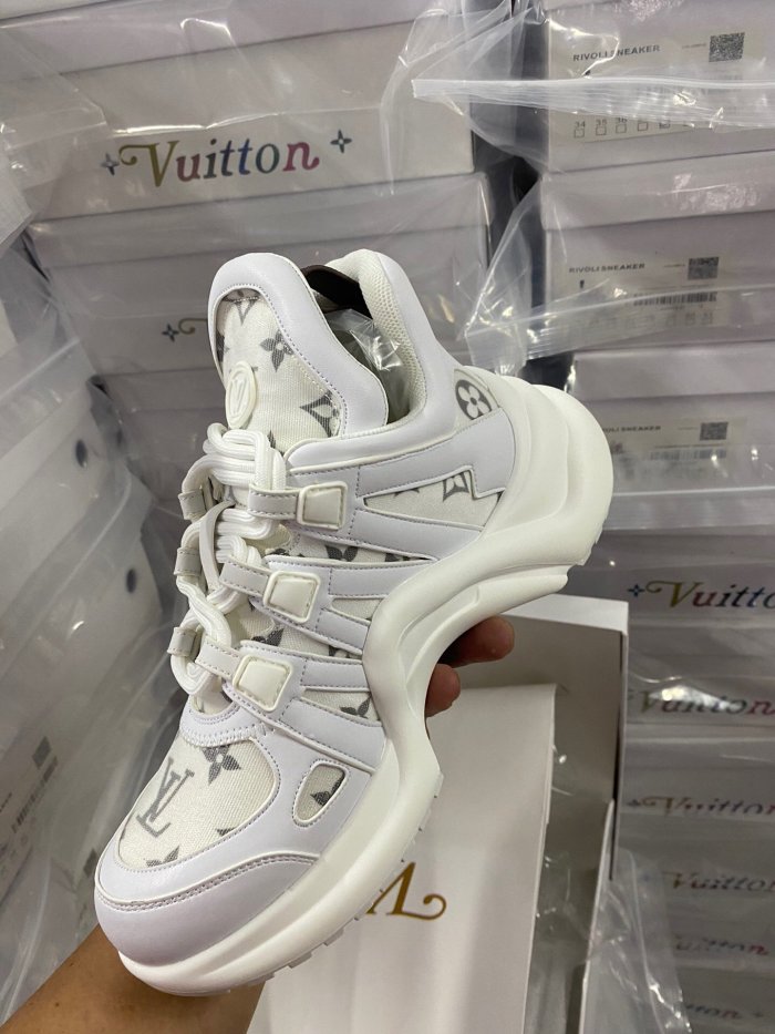 women sneakers shoes, size 35-41,  with box, SS98-138-146