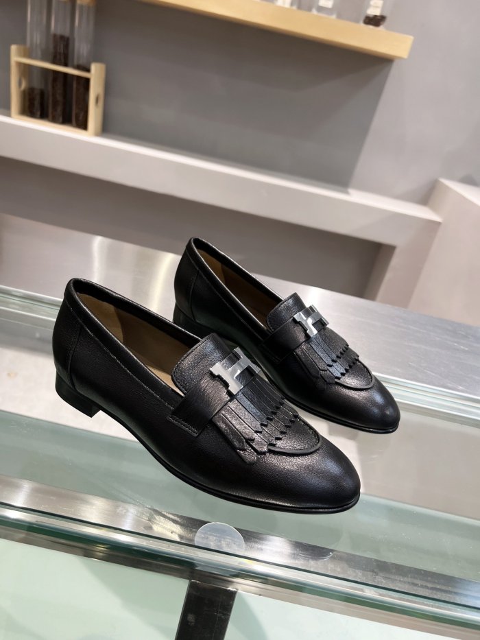 Women flat shoes, size 34-42, with box, SS70-1082