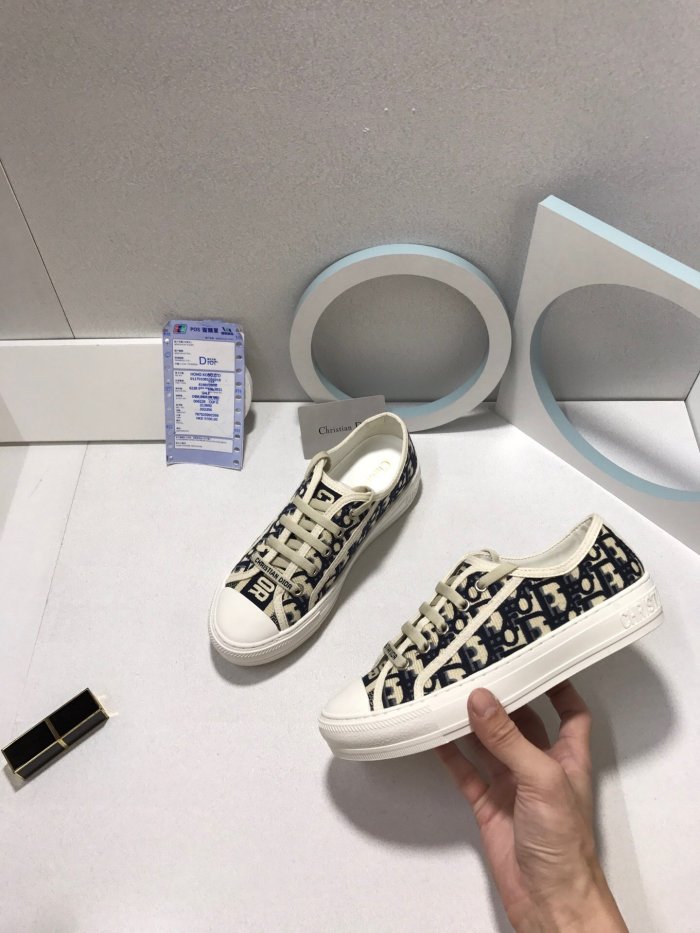 Women flat sneakers shoes, size 35-40, with box,  SS80-133-142