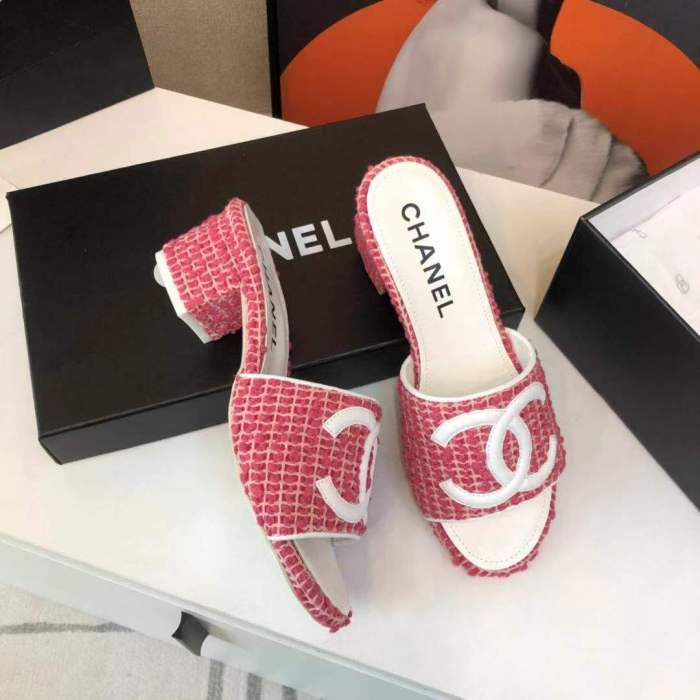 women leather sandals slippers , size 34-41 ,with box, SS60-1582-1583