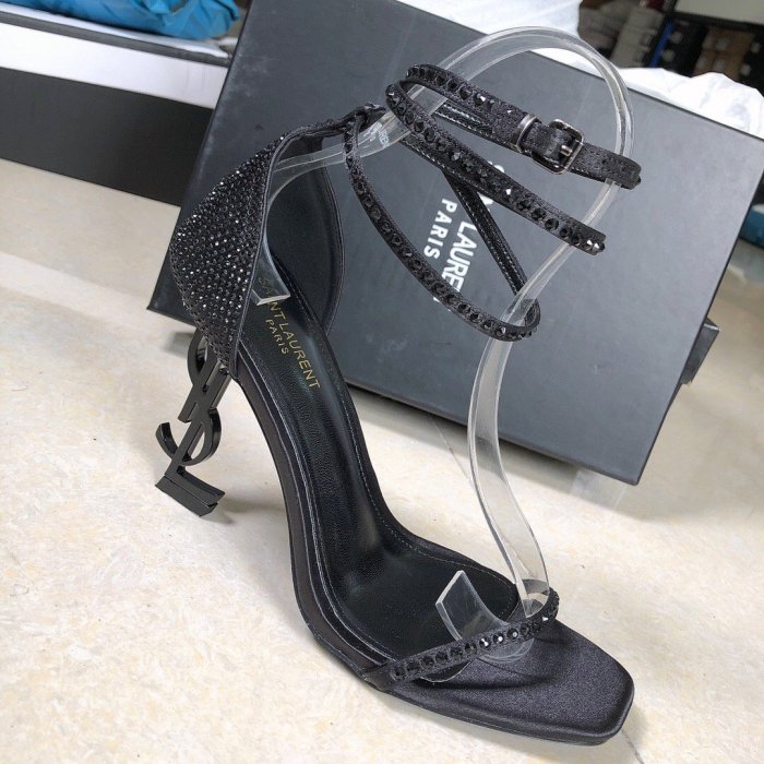 women leather heel shoes , size 35-42 , with box, SS80-74